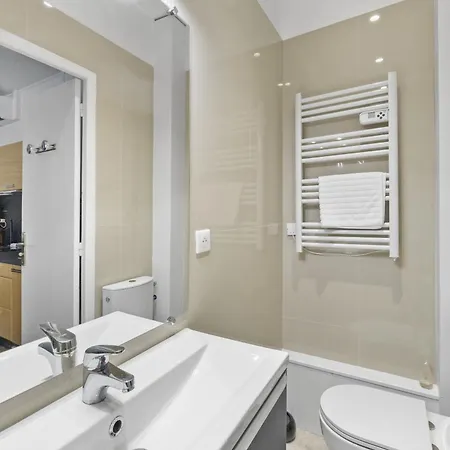 Centre de Cannes 1 Bedroom, 131 Rue d'Antibes à 5 minutes du palais